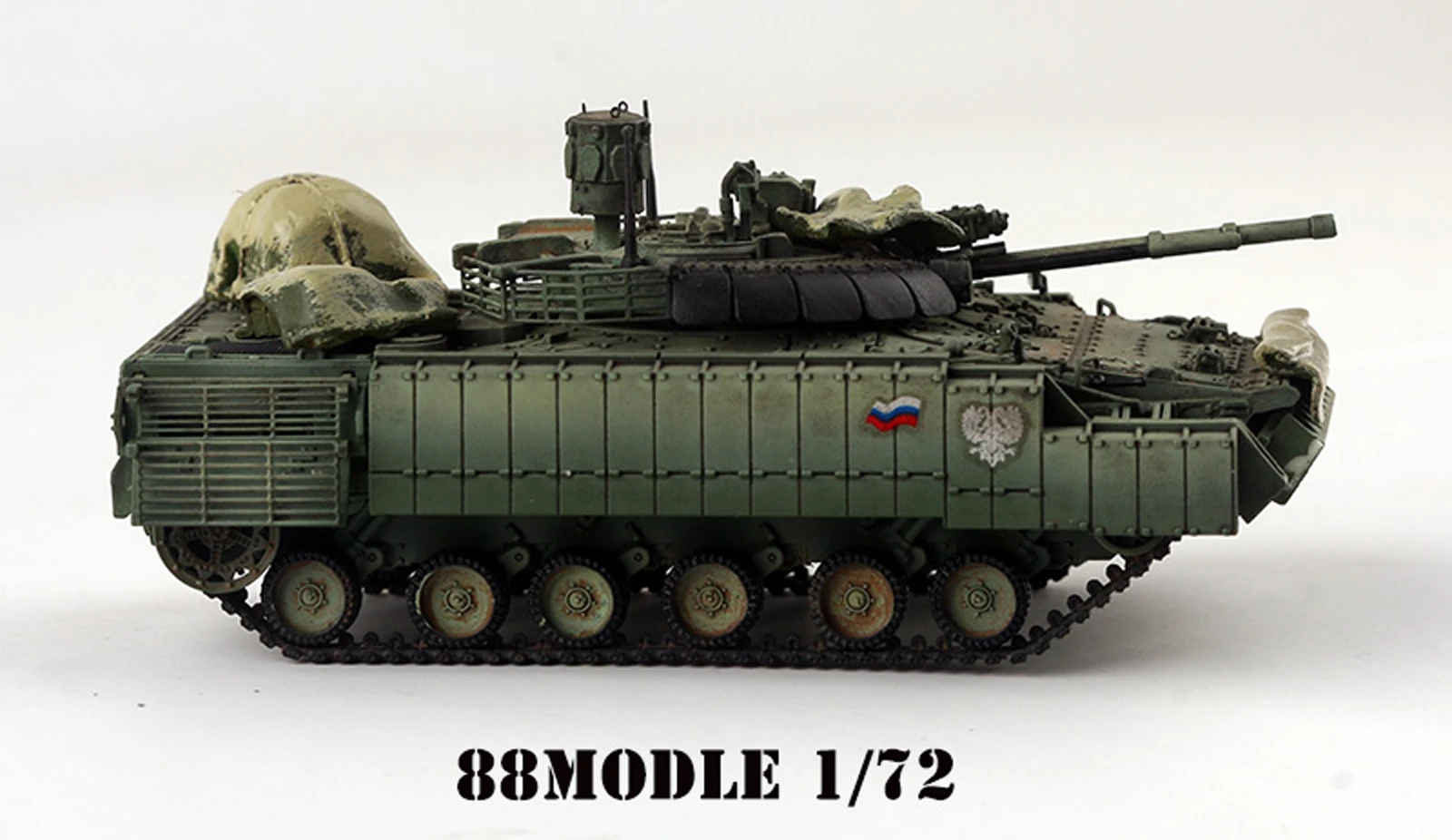 88 model 1/72 Russian BMP3 armored version infantry fighting vehicle active defense system.Collection of military models