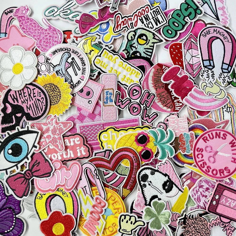 100pcs Random Mix Girl Iron on Patch for Clothing Appliques Iron on Patches for Clothes Decoration Apparel Cloth Embroidery Pink