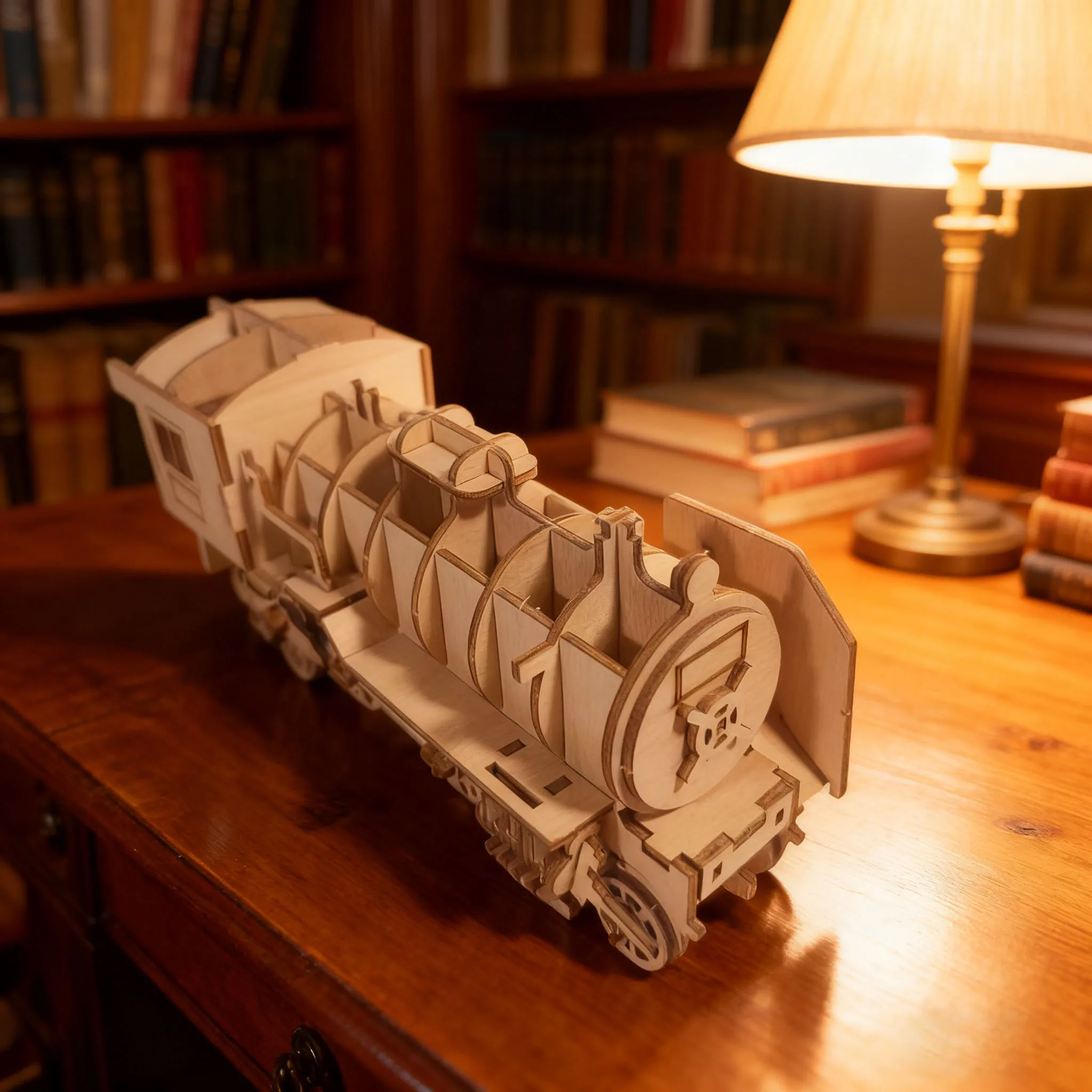 ตัวต่อ 3 มิติ รถไฟเล็กๆ ชุดประกอบโมเดล DIY สนุกสนาน ชุดประกอบบล็อกไม้ ของขวัญวันเกิด ของขวัญวันวาเลนไทน์