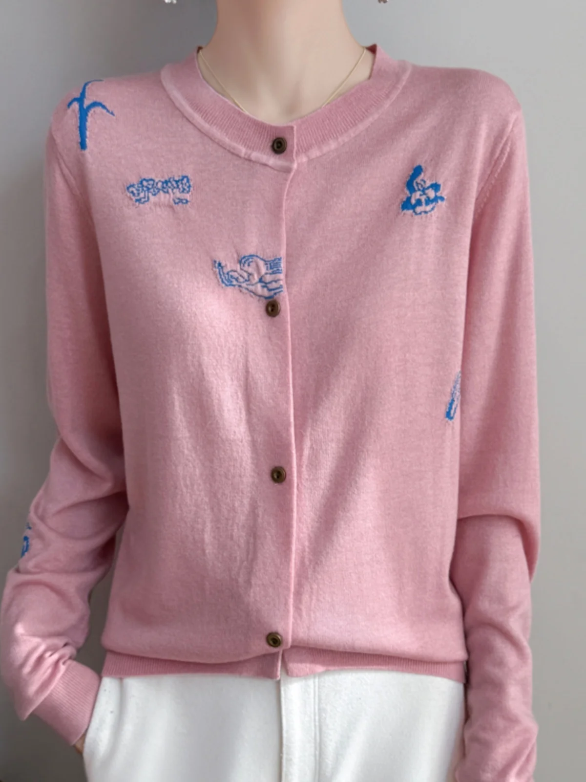 

Новый женский вязаный кардиган свободного кроя с вышивкой цветов, весенний шерстяной топ