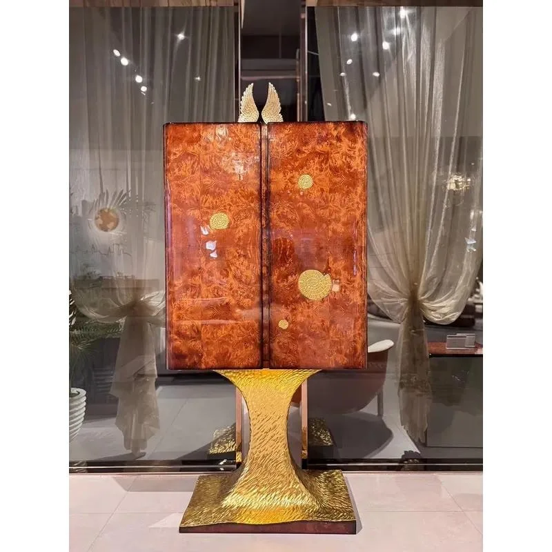 Luxury Italian designer hand-carved modern multi-functional storage wine cabinet oak panels gold-plated living room furniture