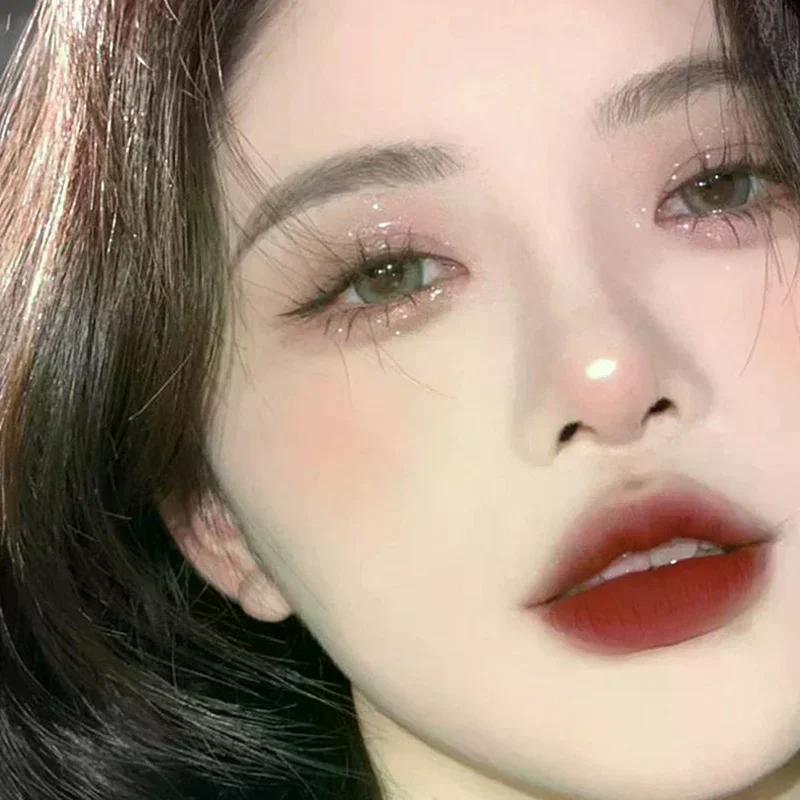 علبة ظلال عيون مسائية لرقص الكرز من ديكالو 20 لونًا لوحة كبيرة لؤلؤية غير لامعة لون شاي الحليب اللامع ربيع بأسعار معقولة