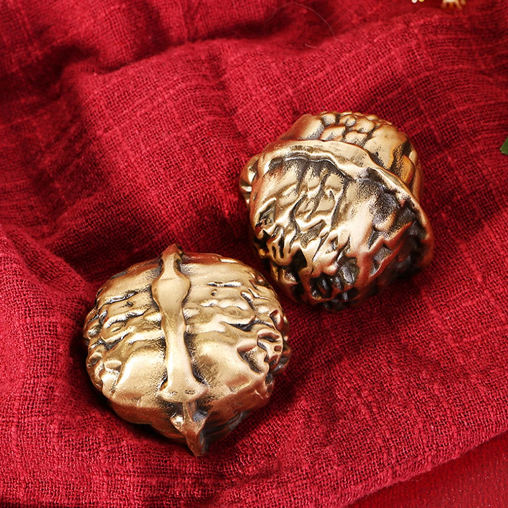

Brass Walnut Hand Exercise Balls Senior Grip Strengthener Portable Chinese Handball Gym Ornament Home Decor Massage Ball