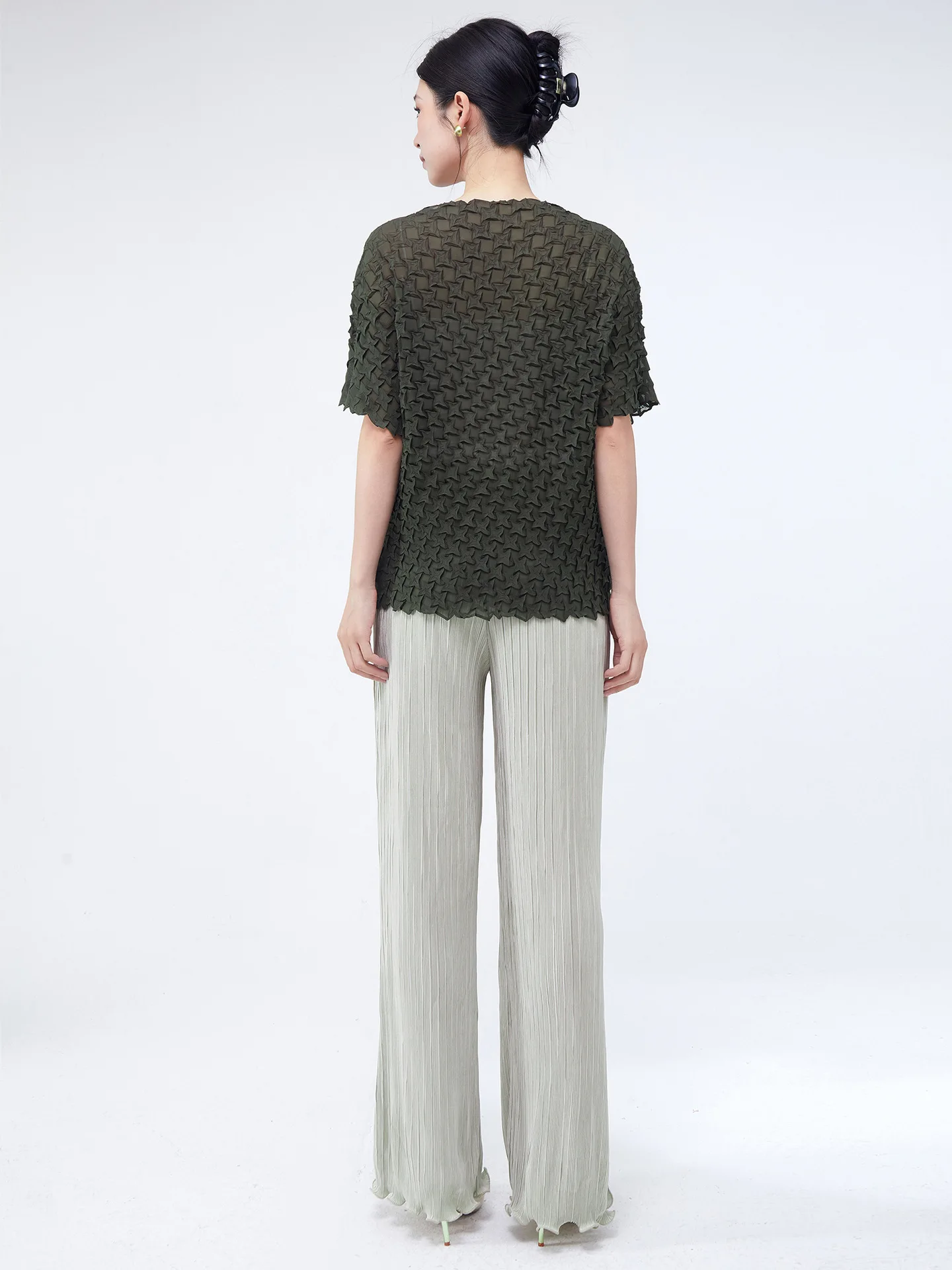 2025 New Women's Casual Pleated Straight Pants Western Style Pleated Fashionable Loose Stretch Elastic Waist Trousers for Summer