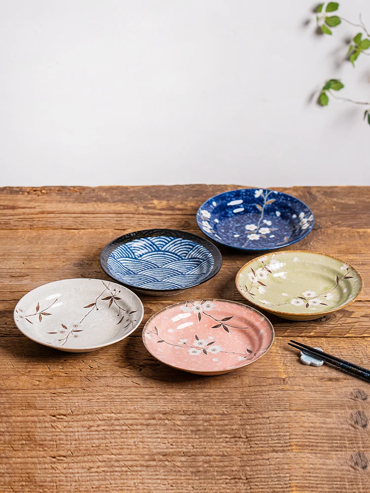 

Набор керамических тарелок в японском стиле с подглазурной росписью, глубокие круглые тарелки для овощей, для домашнего использования, комбинированный набор столовой посуды