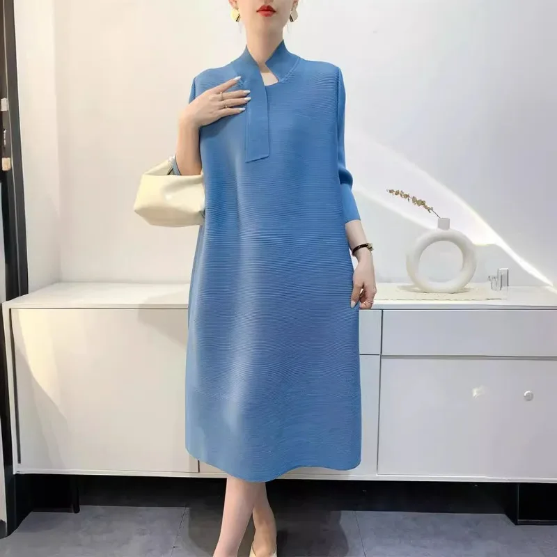 

Miyake Pleated 2024 Summer New Solid Color Dress Women's Simple and Loose 7/4 Sleeve Maix Dress