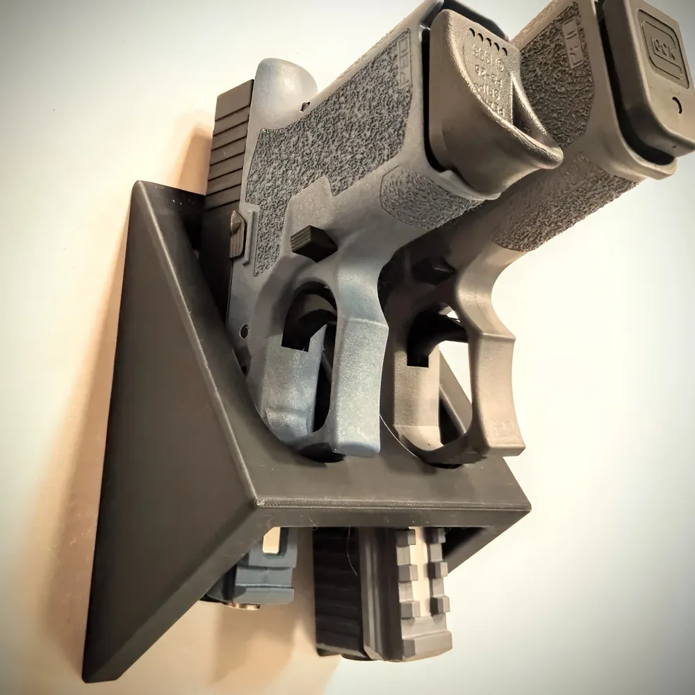 

MAGORUI Tactical Pistol Stand Wall Mounted Home Indoor Pistol Stand Display Airsoft Safe Storage Bracket Organizer