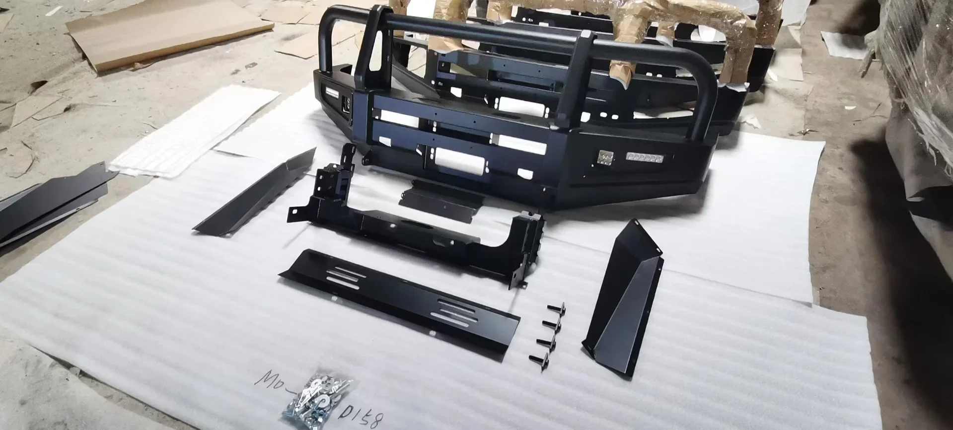 

Suitable For 03-09 FJ Cool Luze 76-79 Athletic Front Bar