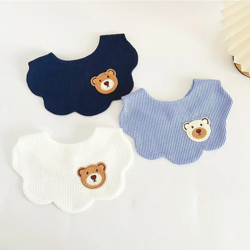 Cute Baby Bib Lovely Cartoon Bear Newborn Baby Bib Lovely Cotton Waffle Salival Towel Bib for Toddler Boy Girl Baby Accessories