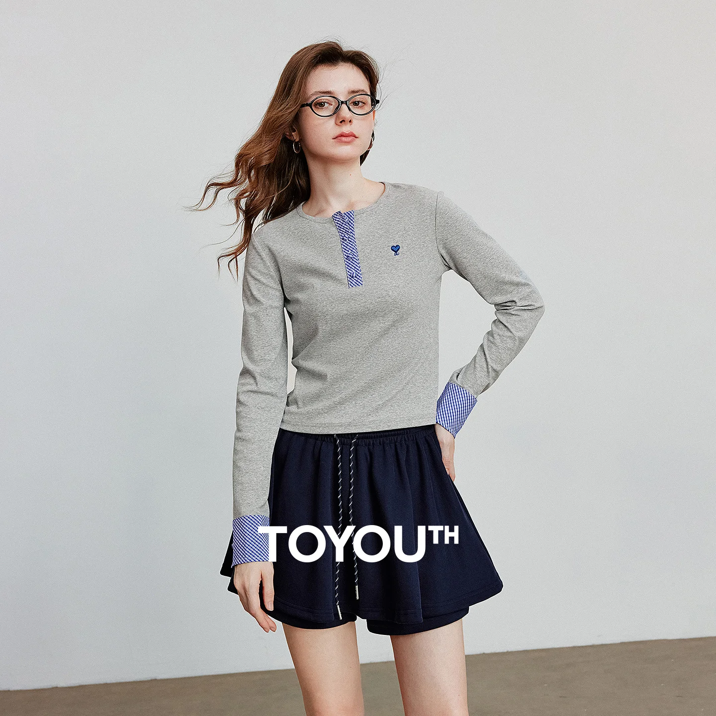 

Футболка TOYOUTH с длинным рукавом, осень 2021, новинка, хлопковая облегающая рубашка в клетку, короткая базовая рубашка, топы