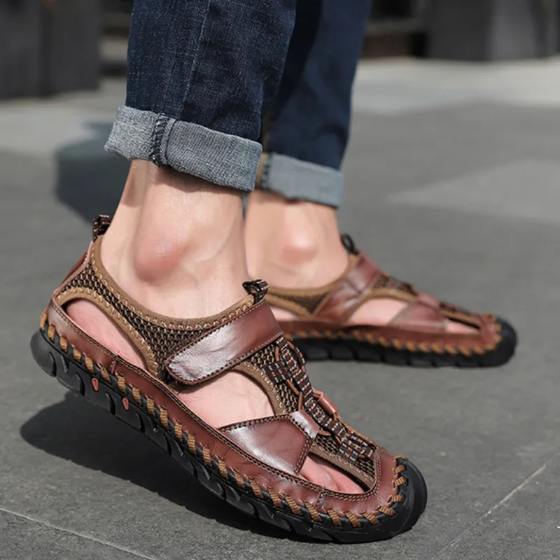 

Men's Genuine Leather Sandals 2026 Summer Men's Shoes Hollow Breathable Outdoor Beach Sandals Non-Slip Comfortable Large Size