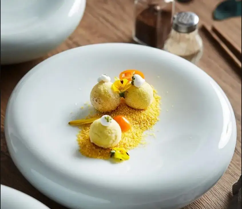 

Home Kitchen White Tableware Ceramic Dessert Dinner Plate Hotel Restaurant Main Course Steak Nordic Dishes and Plates Sets