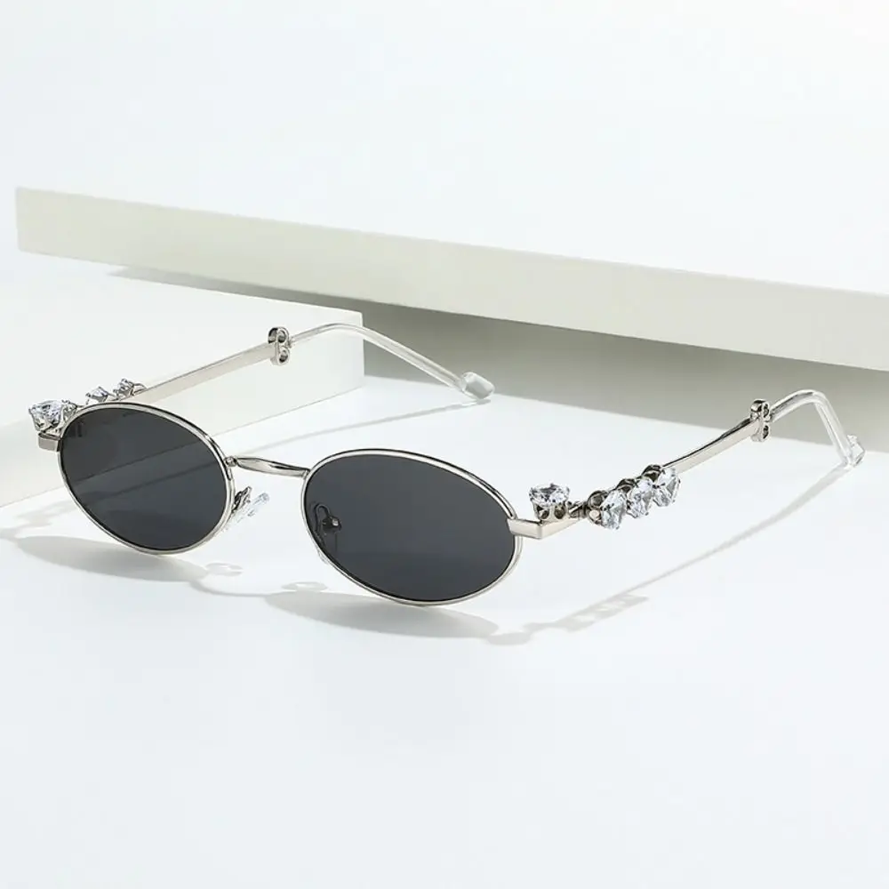 Wygodne błyszczące okulary przeciwsłoneczne ze strasami INS Steampunk owalne damskie okulary przeciwsłoneczne moda modne okulary blokujące niebieskie światło Selfie Y2k