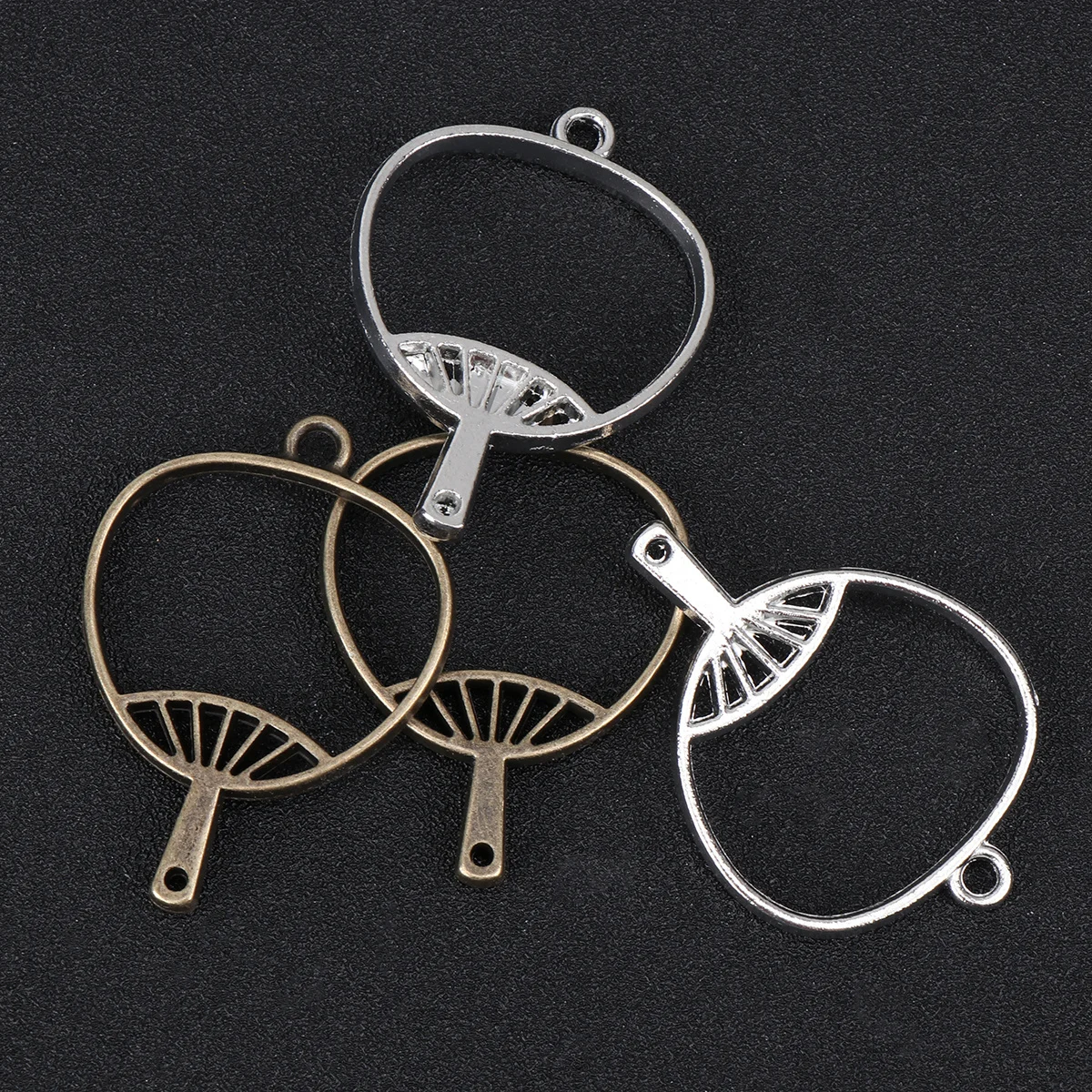 

20Pcs DIY Pendant Frame Alloy Retro Cattail Leaf Fan Jewelry Making Charms for Necklaces Bracelets Earrings DIY Pendant Frame