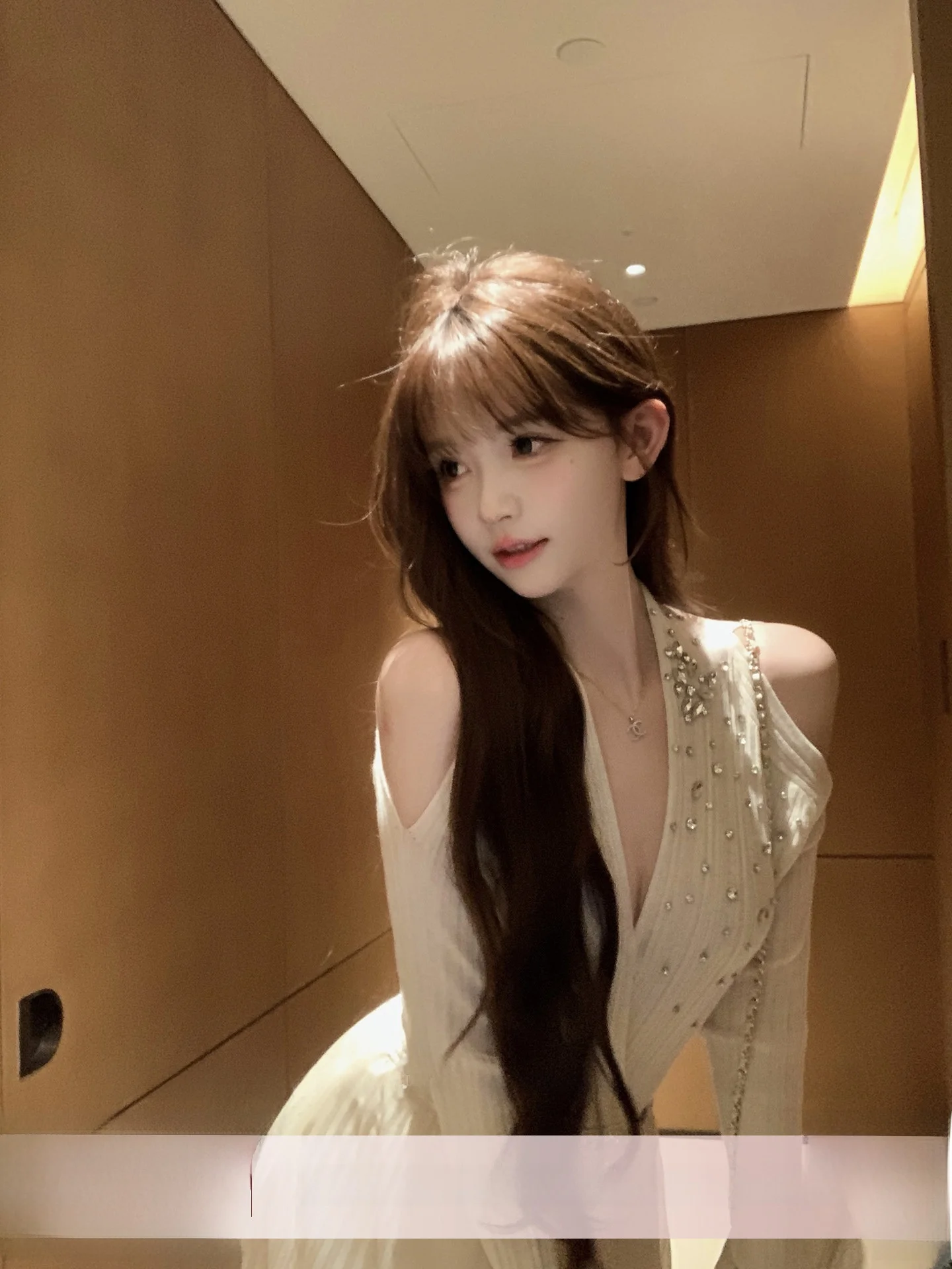 

YOLI Zhang Yuli Camere Love Rice White V-ne Women's Knitted Sweater Spring Design Slimming Top Casual Sle Regular Fit