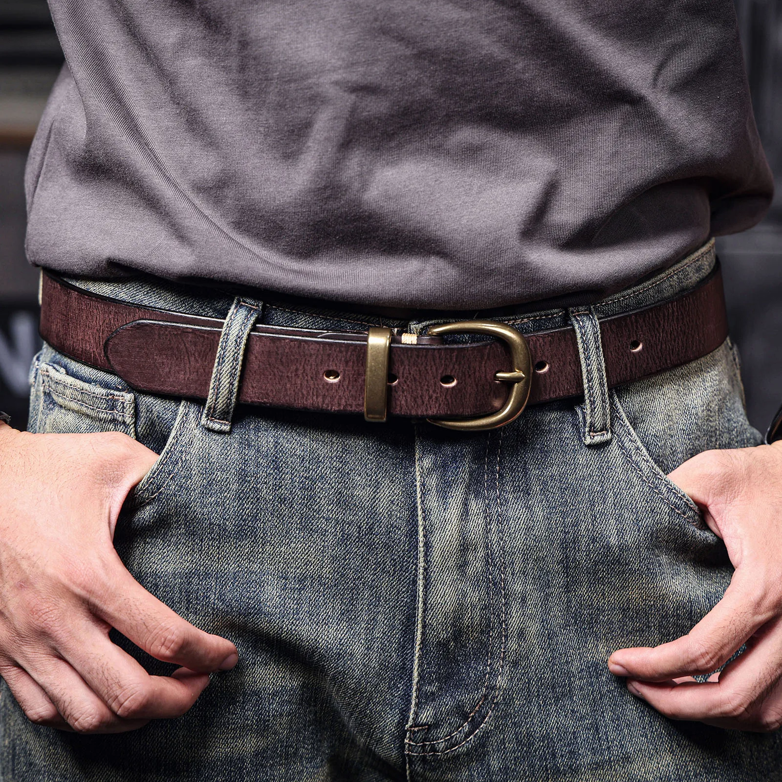 S.WORKER Echtledergürtel für Herren, Vintage-Messingschnalle, handgefertigter Gürtel aus hochwertigem Rindsleder, Retro-Freizeitgürtel für Jeans, langlebig – Detail 6