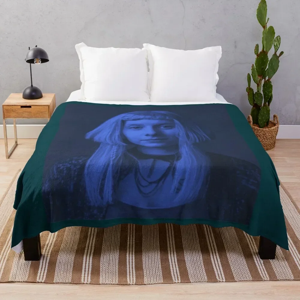 

Aurora Aksnes Classic Essential Throw Blanket Personalized Gift Luxury Designer Loose Decorative Beds Blankets