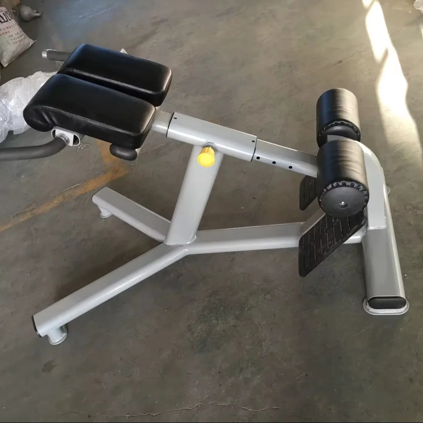 Professional Fitness Chair High Quality Stand up Back Exercise Waist Abdominal Muscle Trainer Roman Chair