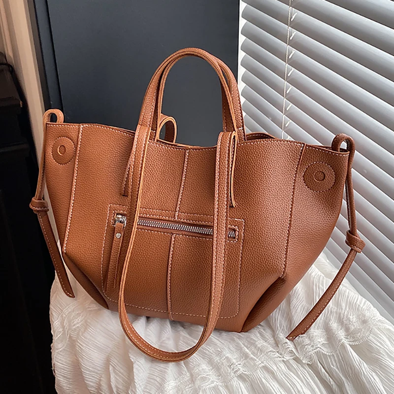 

Large Capacity Women's Handheld Tote Bag Fashionable Trendy Design Shoulder Bag Underarm Bag Wing Shape High-End Sensation Soft