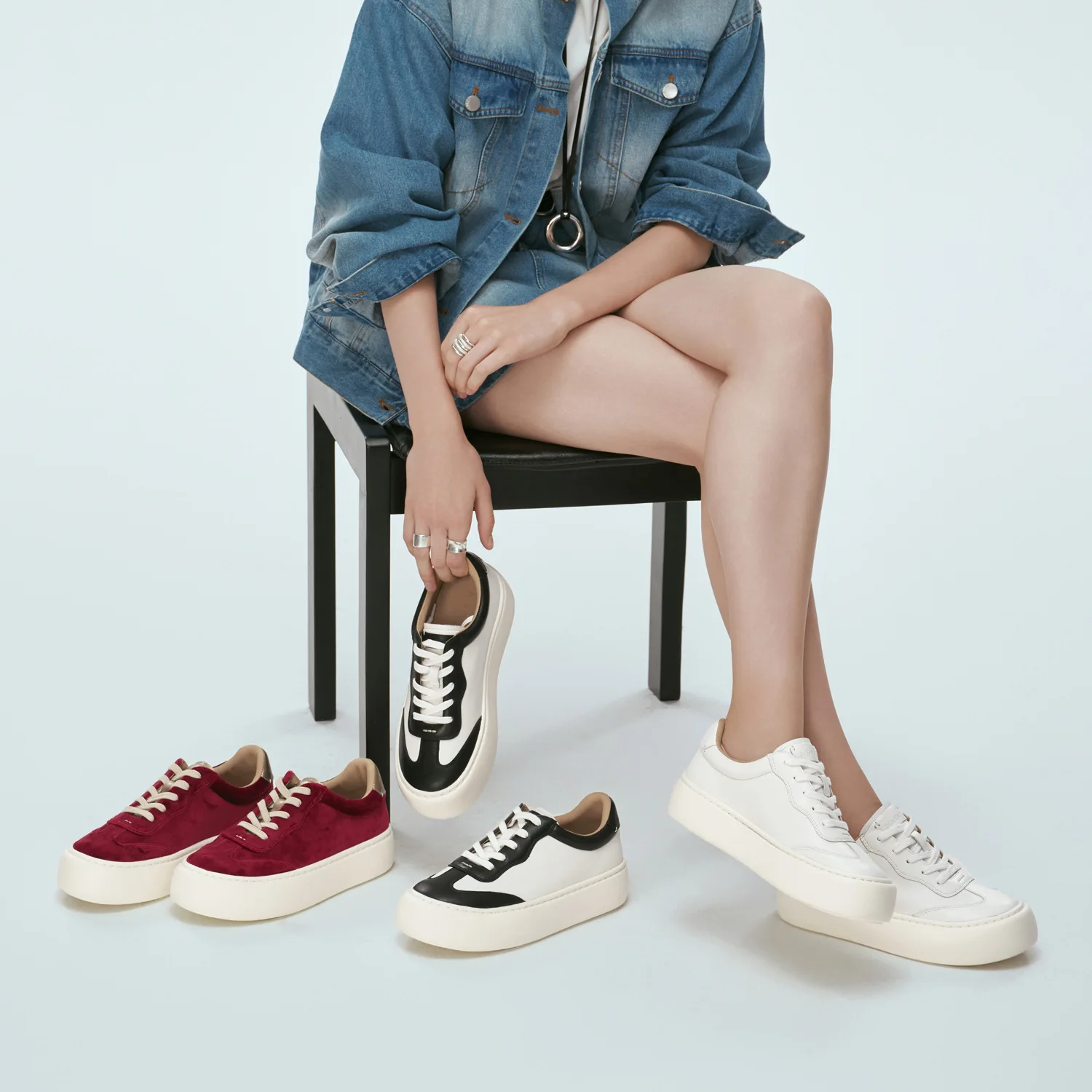 

New Arrival Women's White Sneakers Lightweight Casual Sports Shoes Breathable Walking Flats