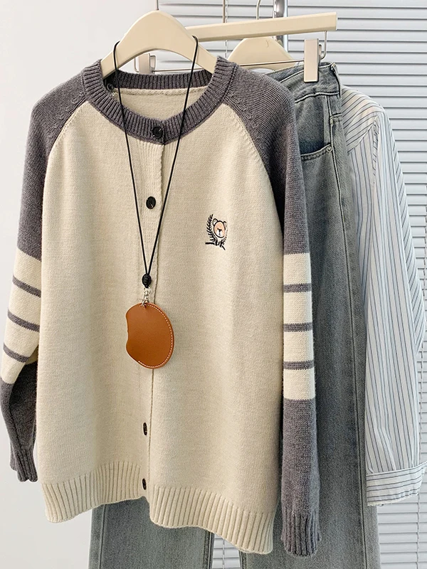 

Casual Embroidered Knitwear Cardigan Large Size College Style Fashionable Youthful Leisure Long Sleeve round Neck Coat for Women