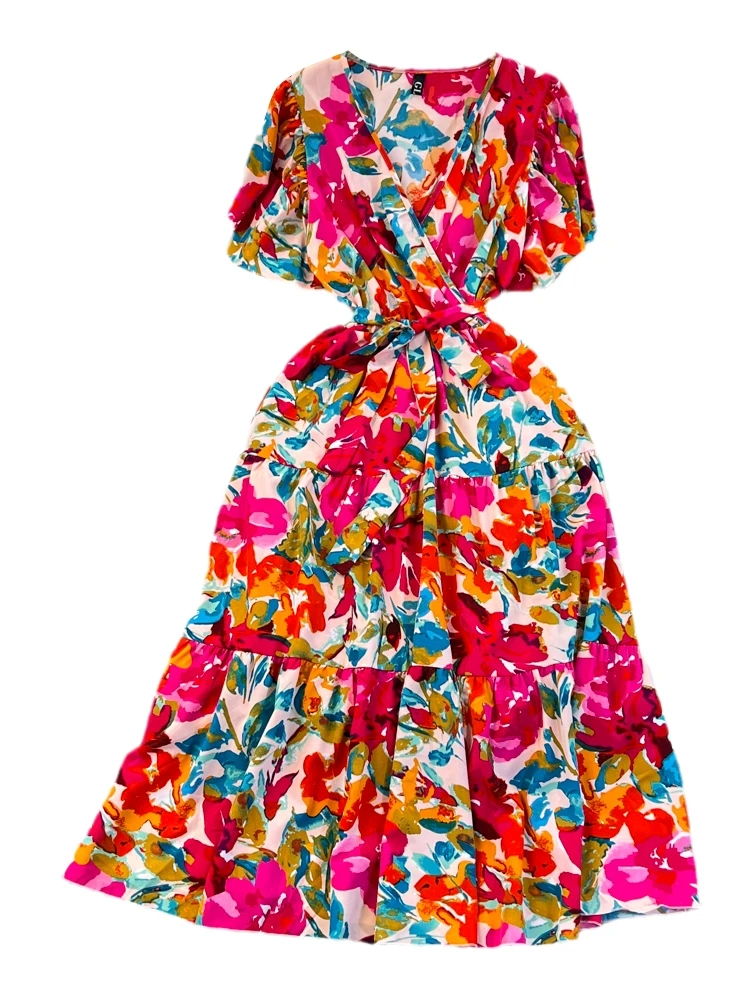 เดรสทรงเอลายดอกไม้เก๋ไก๋ พร้อมเข็มขัด หรือเดรสทรงวี คอวี ช่วยให้ดูผอมเพรียว ยาว สไตล์เกาหลี เอวสูง สำหรับฤดูร้อน