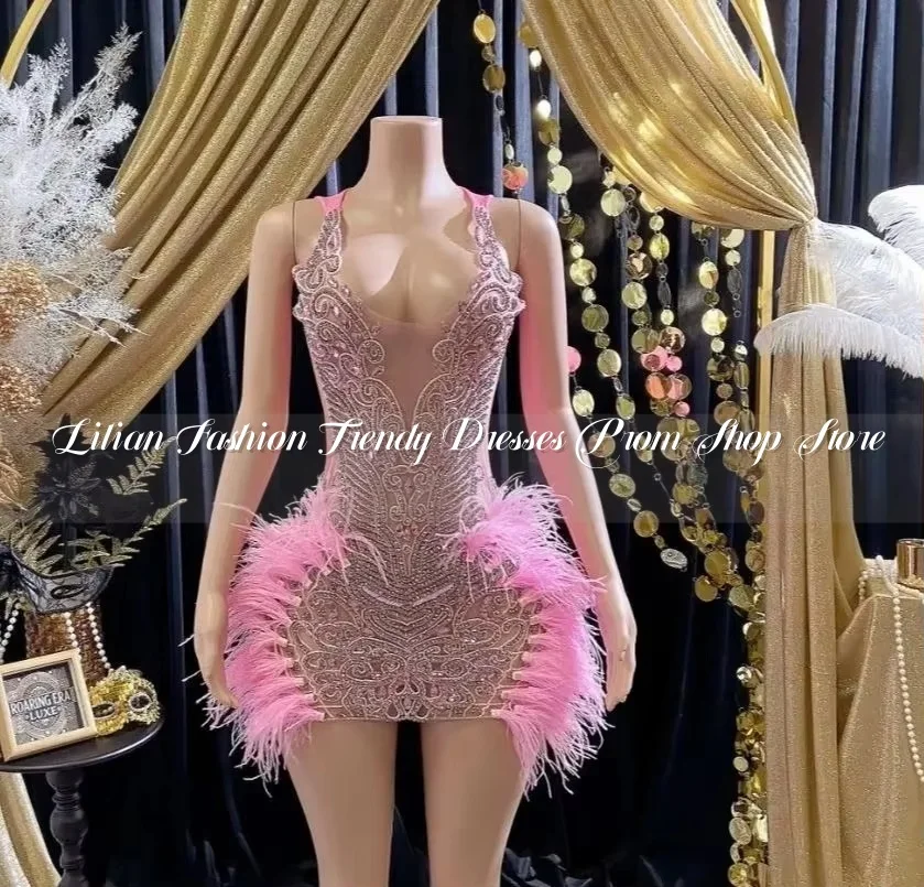 Köpüklü Kristal Boncuklu Kısa Balo Elbise Seksi v Yaka Tüy Aplike Siyah Kız Doğum Günü Partisi Kraliçe Özelleştirilmiş فسات musica