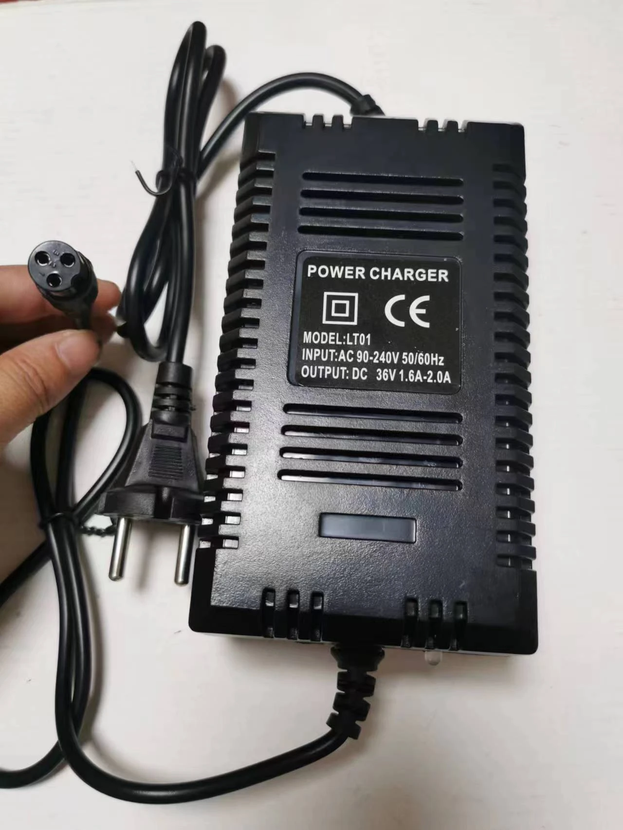 2026 New Arrival DC 24V 1.6-2.0A Lead Acid Battery Chargers Power Chargers Battery Chargers For 24V 6AH Water Propeller
