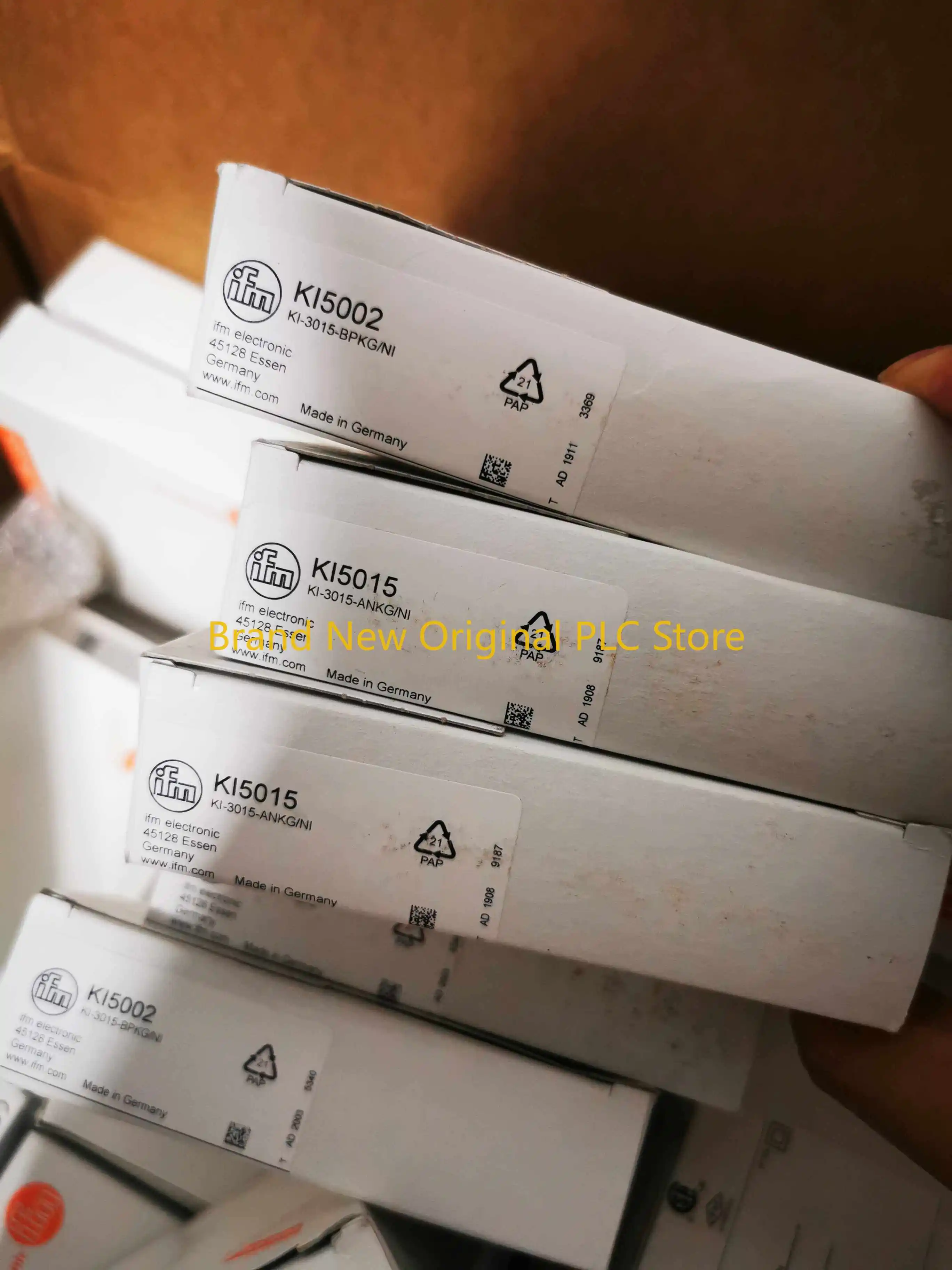 

KI5002 KI5006 KI5015 KI5031 sensor