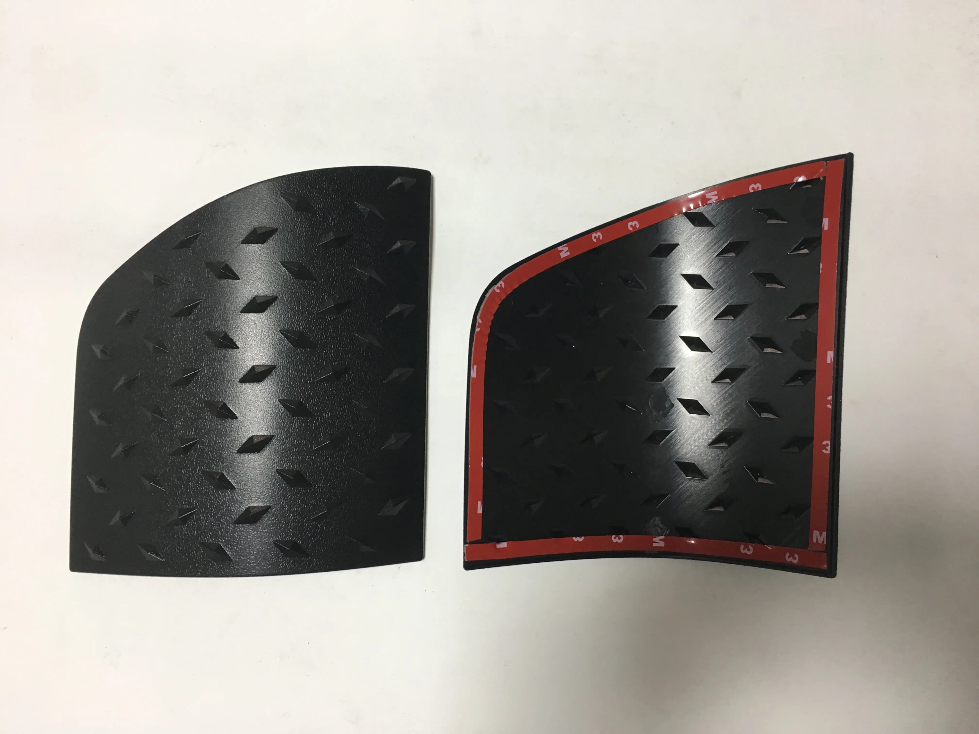 TJ ซ้ายและขวา Bonnet Pointer ABS T146 สําหรับ Jeep wrangler TJ 1997-2006