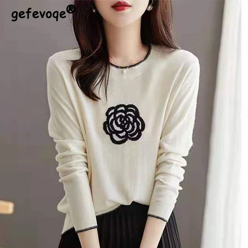 

Spring Summer Floral Embroidery Loose Casual T-shirt Female Round Neck Simple Fashion All-match Knitting Top Women Patchwork Tee