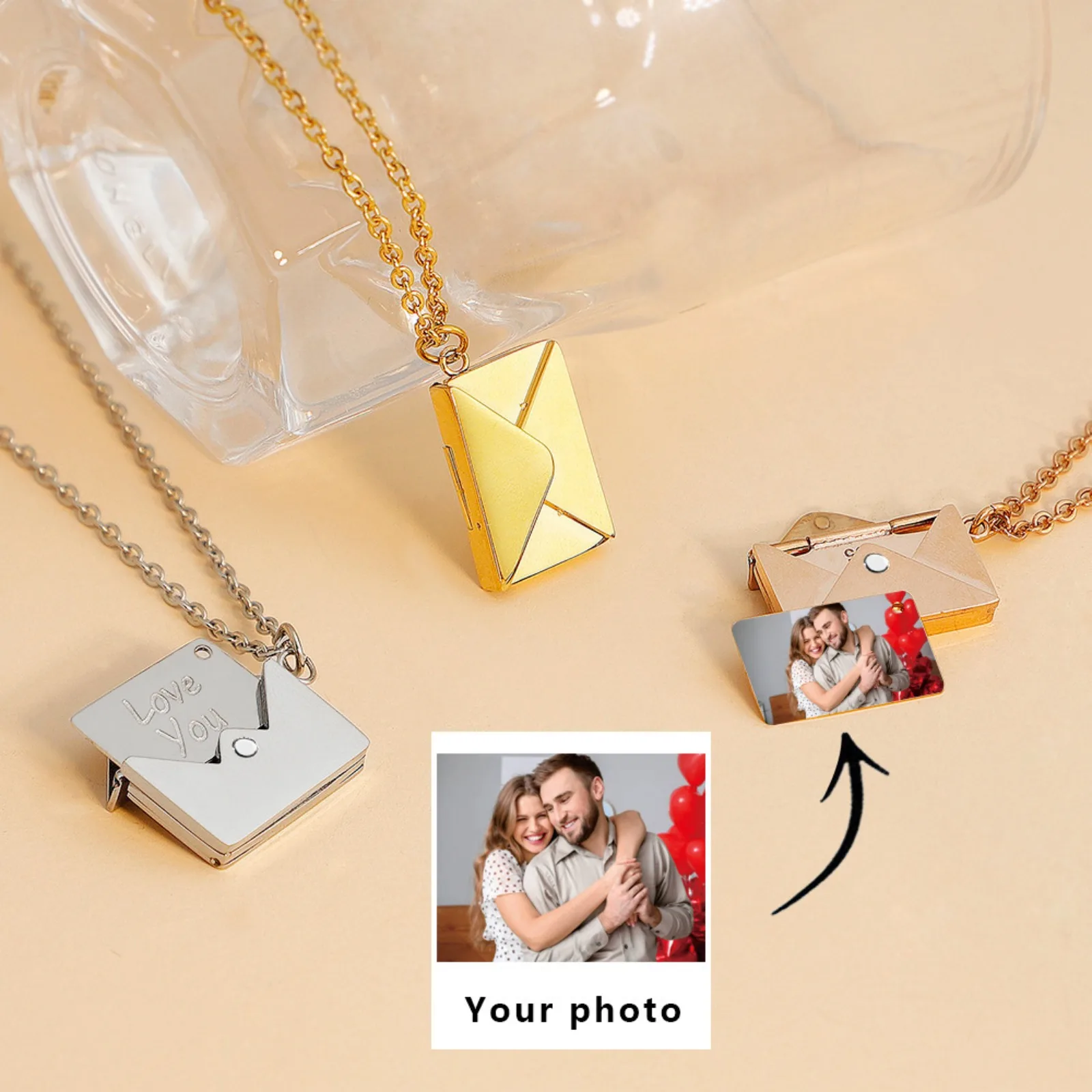 

Personalized Titanium Steel Envelope Necklace Photo UV Color Printing Back Engraving Valentine's Day Gift Fashion Pendant