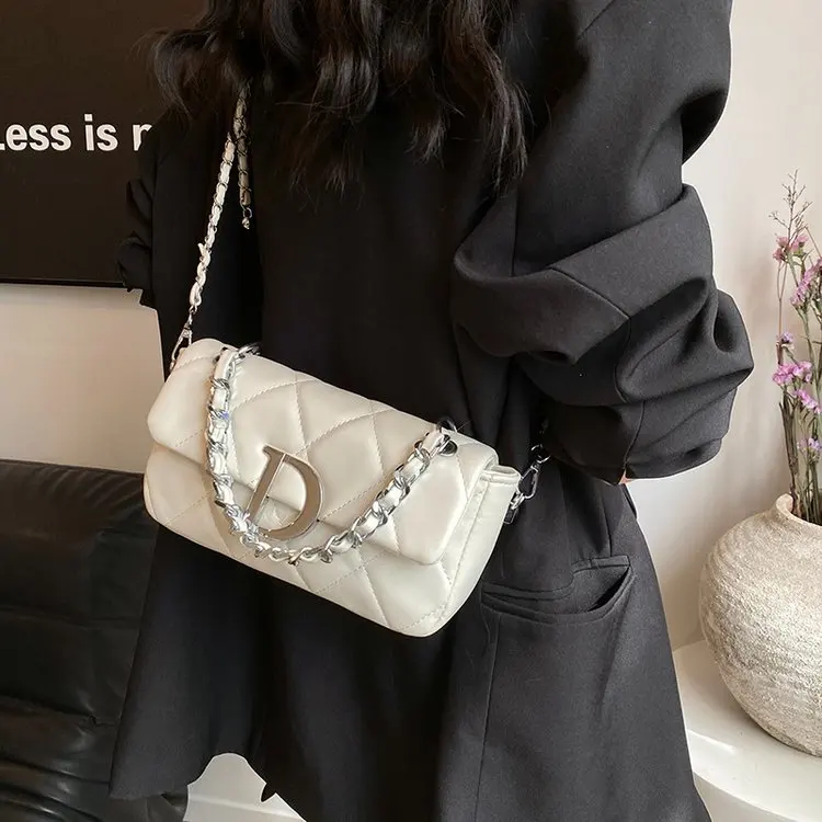 

2026 Daylight Companion Bag, Everyday Textured Shoulder Purse, Reliable Commute, Just-Right Size