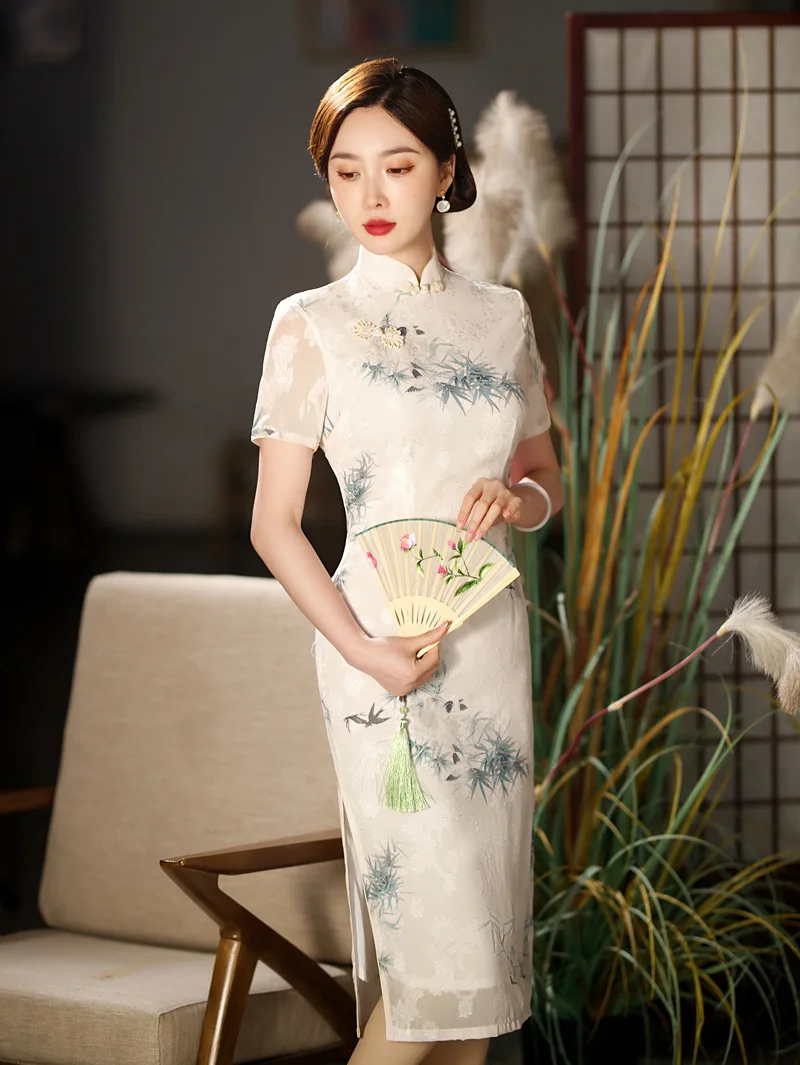 

Chinese Style Traditional Short Sleeve Qipao Woman Elegant Bodycon High Split Cheongsam