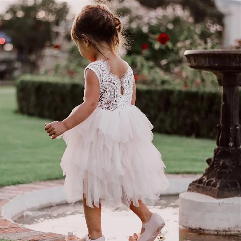 

Lovely Tiered Tulle Flower Girl Dresses Lace Appliques Knee-length Birthday Party Dress Simple A-line Sleeveless First Communion