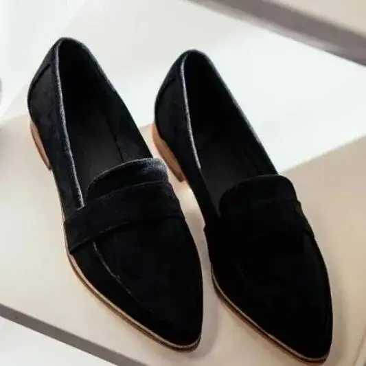 2025 British Black Pu Leather Low Heel Pointed Toe Shoes Loafers Casual Women's Shoes