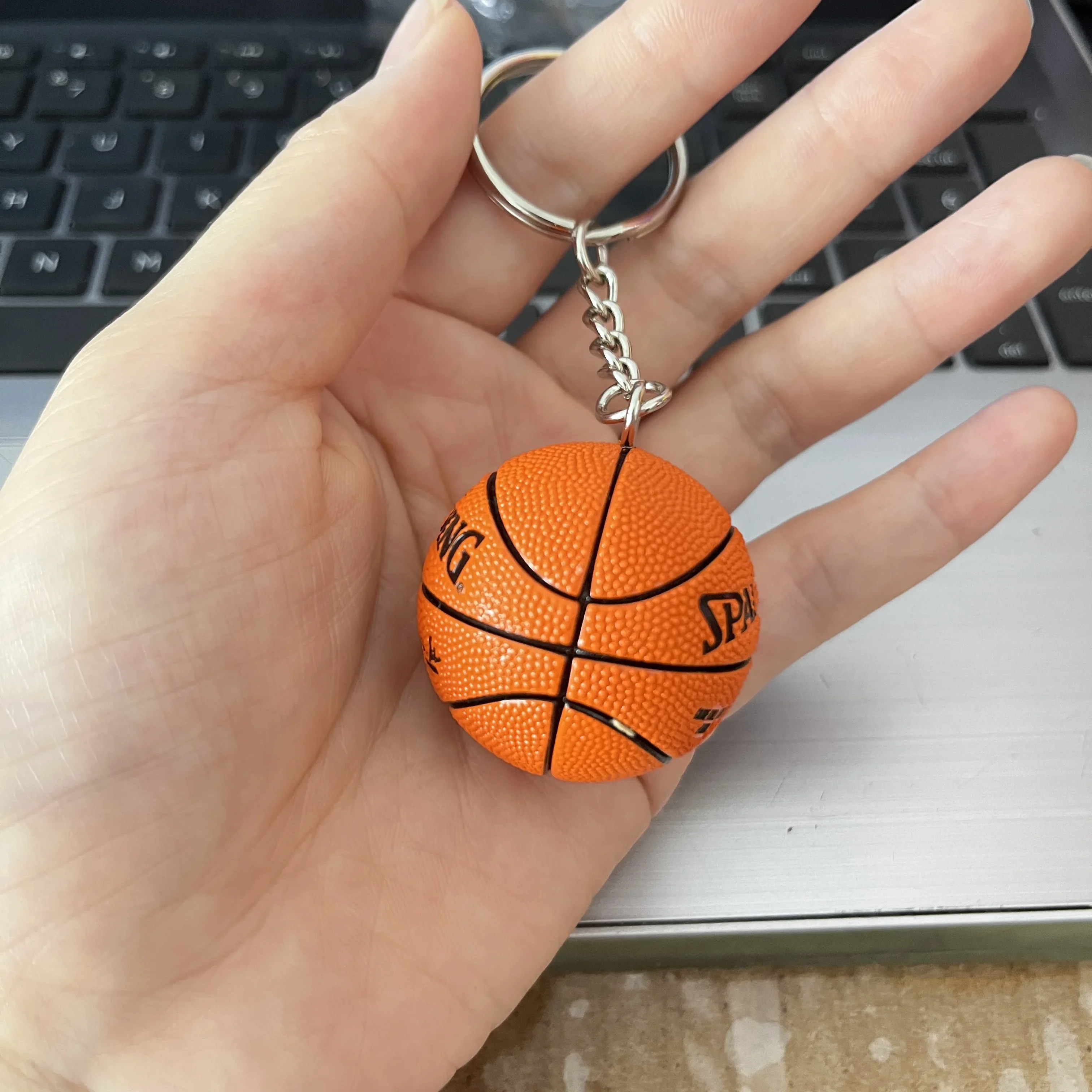 Suvenir basket gantungan kunci karet PVC bola bintang gantungan kunci basket penggemar koleksi liontin gantungan kunci mainan Hadiah untuk anak laki-laki teman