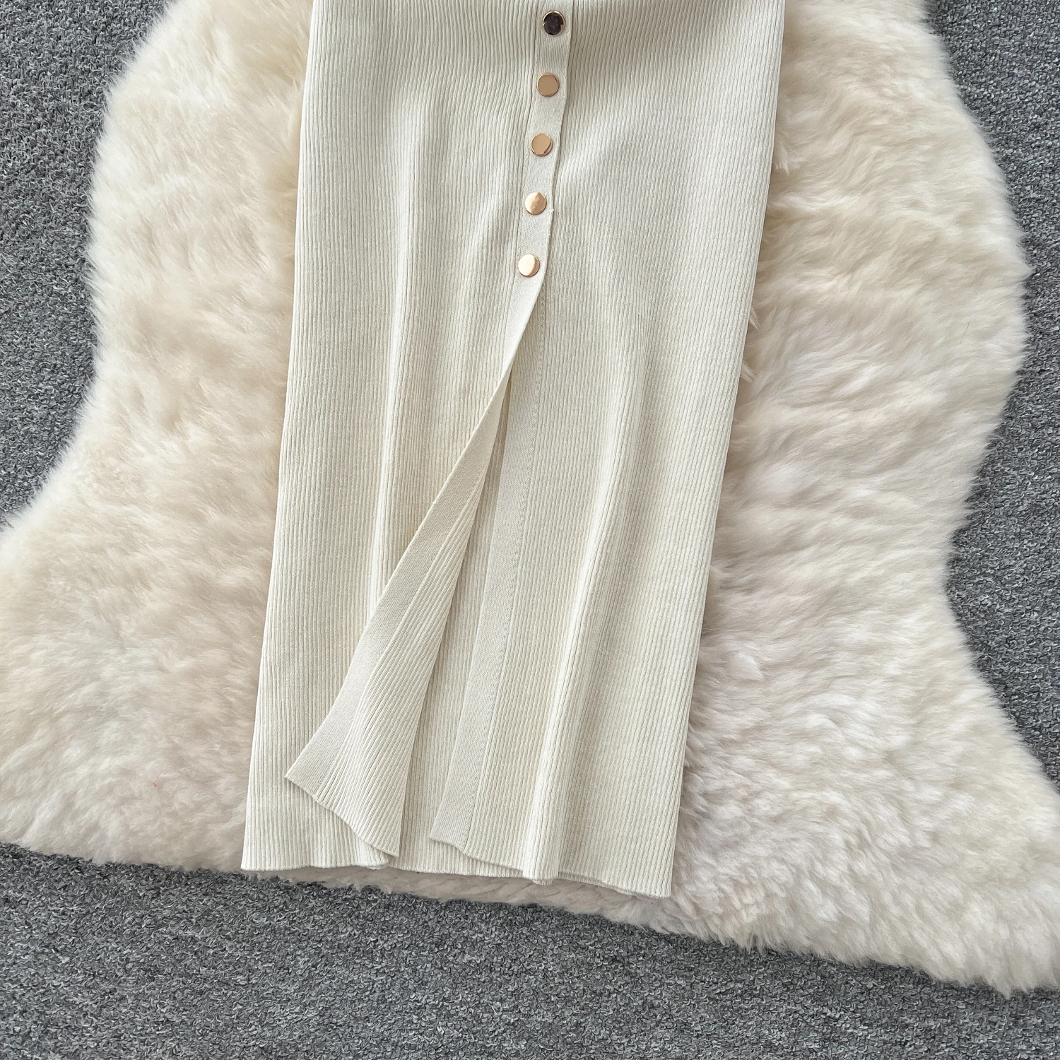 2025 New Women Chic Fashion With Golden Buttons Knitted Midi Dress O Neck Sleeveless Female Dresses Vestidos Mujer