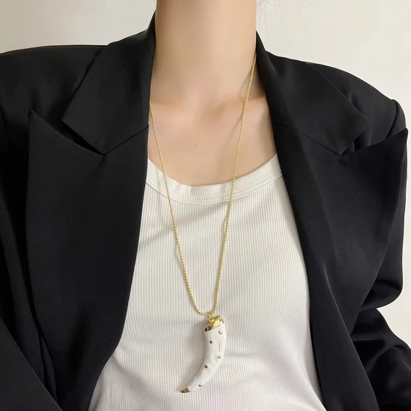 Эмаль красный черный белый рог кулон ожерелья для женщин длинные ожерелья роскошные дизайнерские украшения новые в