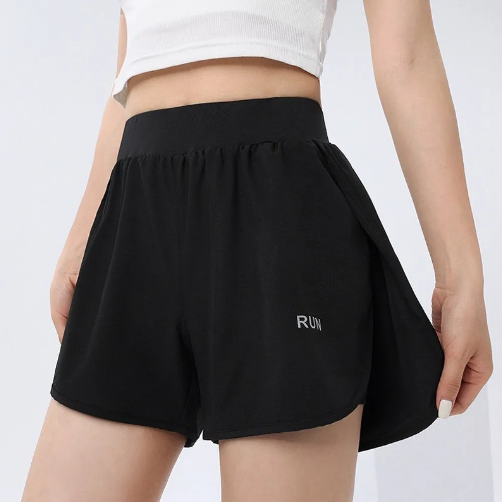 Fashion Anti-glare Lining 2 in 1 Yoga Shorts Loose Fitting Hem Elastic Sports Shorts Breathable Side Pockets Fitness Shorts Gym