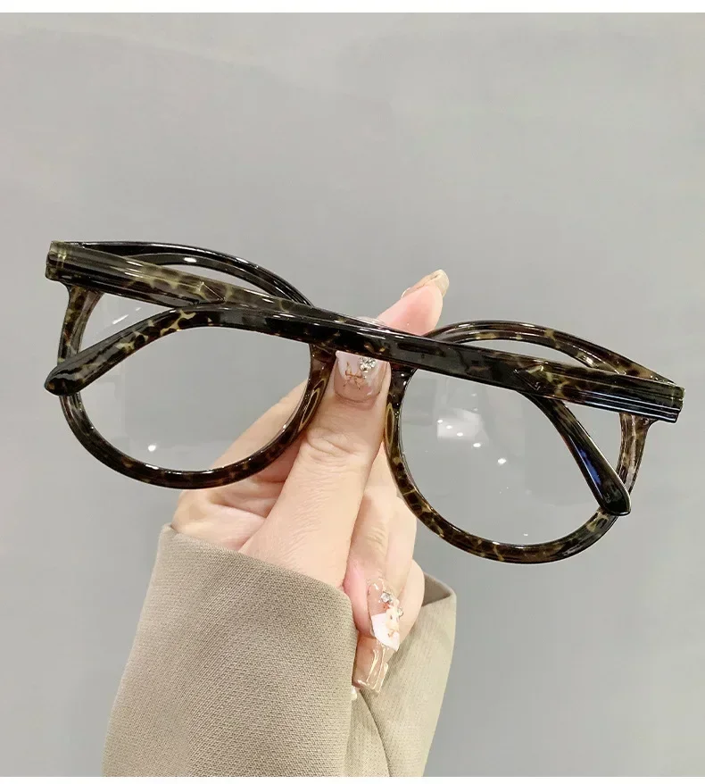 Retro-Lesebrille mit quadratischem Gestell, luxuriöse Brille für Weitsichtigkeit für Damen und Herren, Presbyopie-Brille, die für beide Geschlechter geeignet ist. – Detail 11
