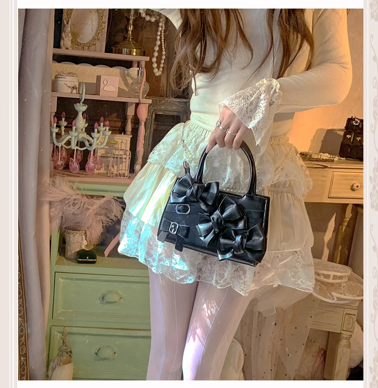 

Sweet Elegant Lolita College Princess Style Shoulder Bag Harajuku Bow Metal Buckle Handbag Portable Ladies Travel Cosmetic Bag