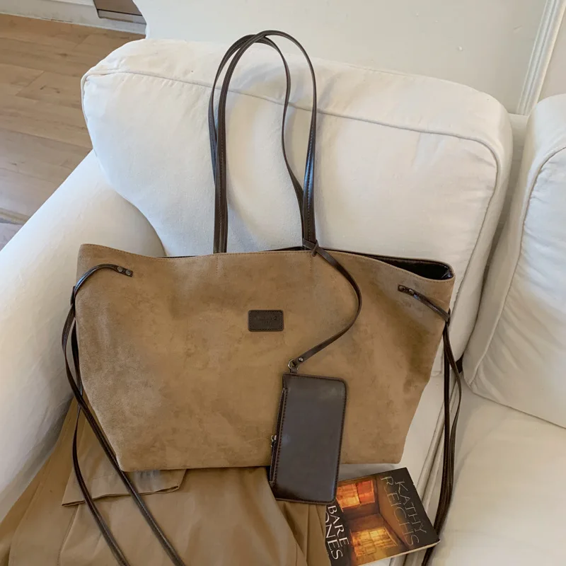 

2023 Новая текстурированная винтажная большая сумка для женщин, просторная сумка через плечо с верхней ручкой, повседневная сумка через плечо, вместительная и универсальная ​