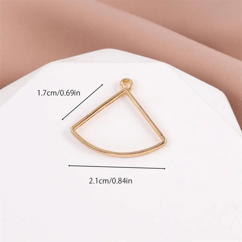 10pcs DIY Handmade Ornaments Earrings Earrings Earrings and Eardrop Accessories with a One Year Simple Hollow Out Small Fan