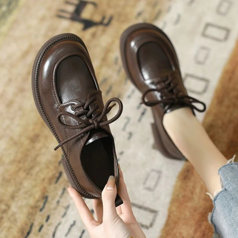 

British-style Women's Leather Loafers 2026 New Spring Autumn Collection Versatile Black Brown Work Shoes for Professional Women