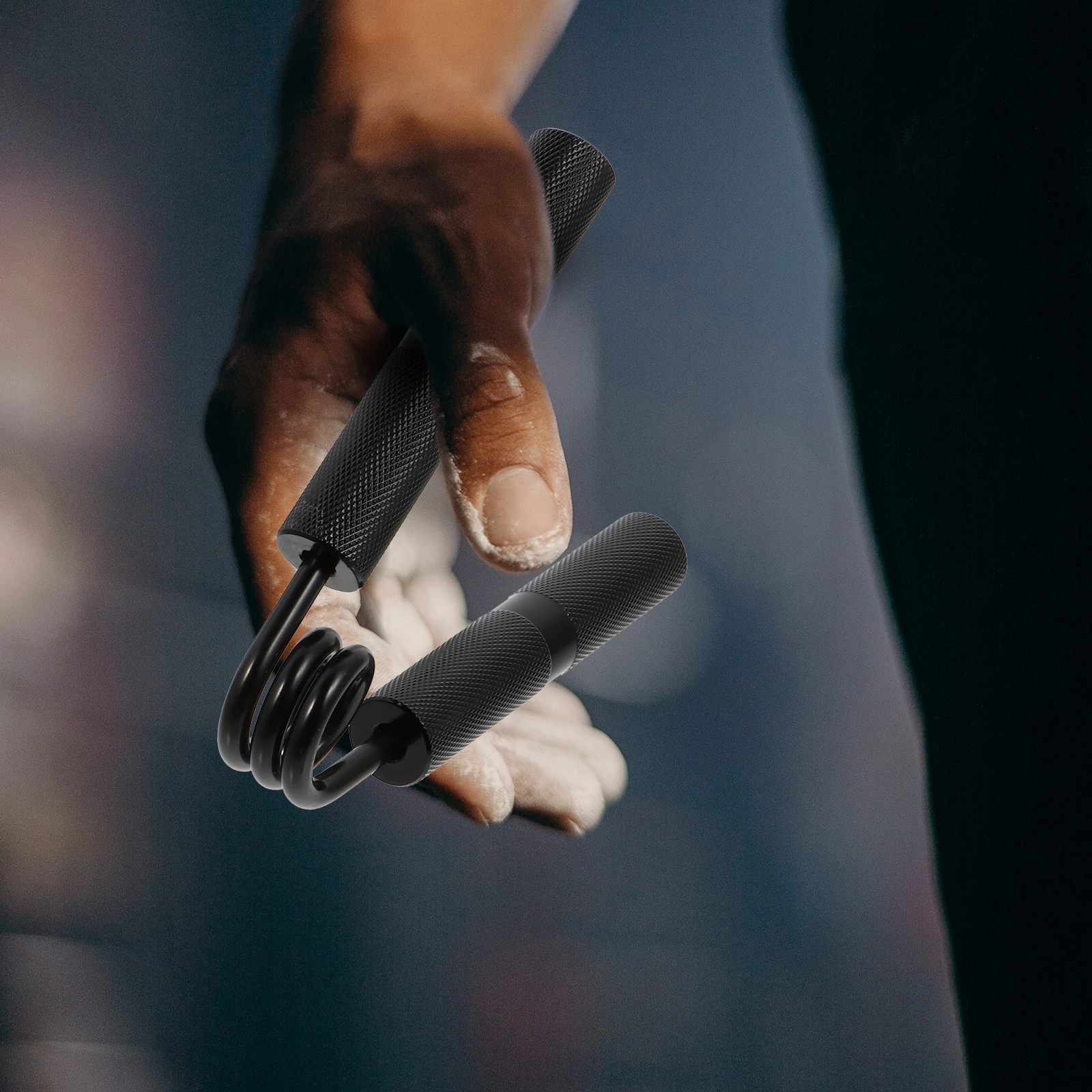 

1Pcs Metal Hand Gripper Heavy-Duty Finger Trainer Strengthener for Fitness Wrist Forearm Strength Training Exerciser Hand Grip