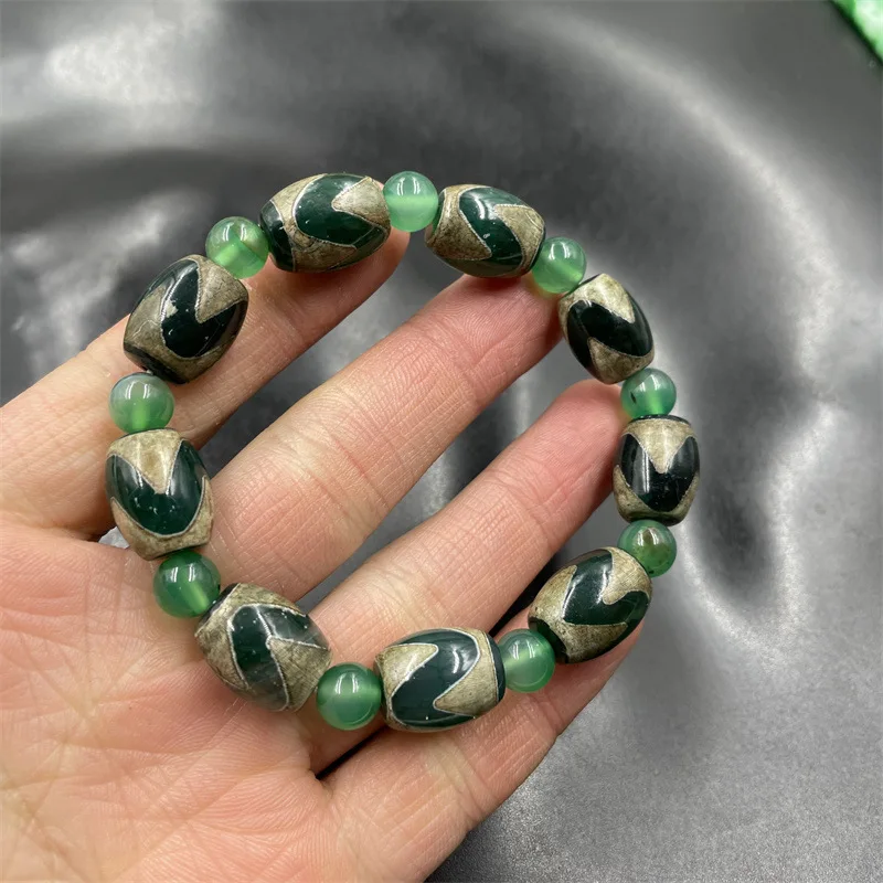 Green Tiger Tooth D…