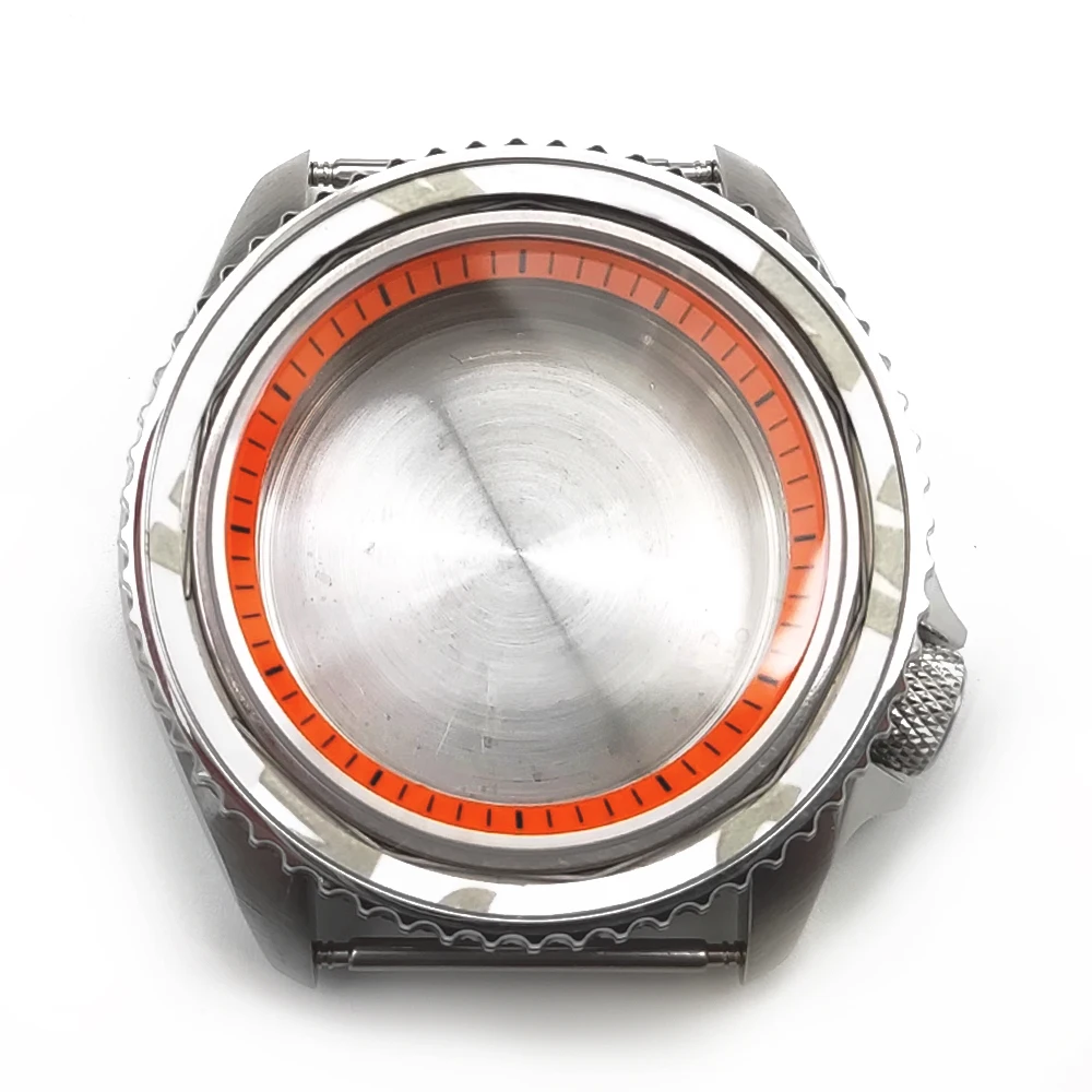 42mm NH35 시계 케이스 사파이어 스테인레스 스틸 경사진 가장자리 50m 방수 케이스는 NH35/NH36 무브먼트 케이스에 적합하며 저자극성입니다.