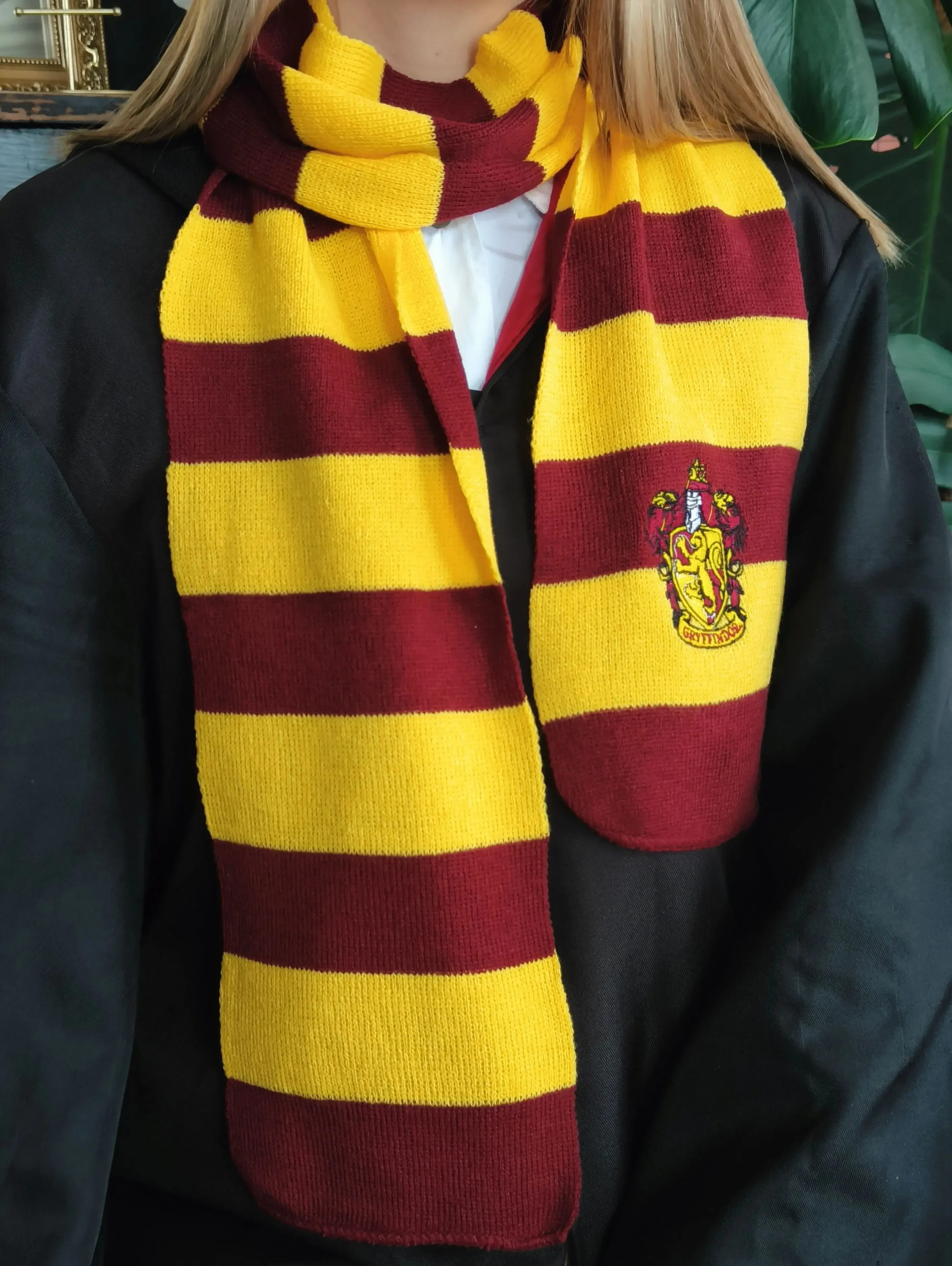 Scarf Harries Student Campus Cosplay Scarf Potters Gryffindor Hufflepuff House Badge Handsome Acrylic Christmas Assembly Gifts