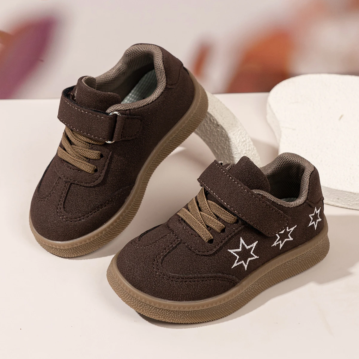 

Boys Casual Sneakers 2026 Fashion Hook And Loop Flat Shoes Toddler Kids Outdoor Comfort Sport Shoes Breathable Non-Slip Kid's